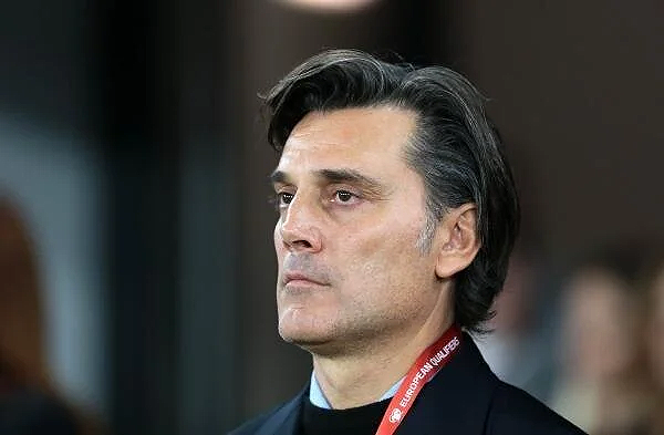 Montella tarihe geçti