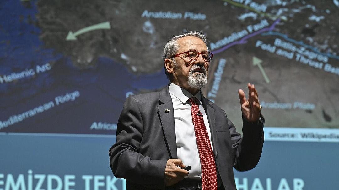 Prof. Dr. Naci Görür uyardı: Daha büyük depremler üretebilir