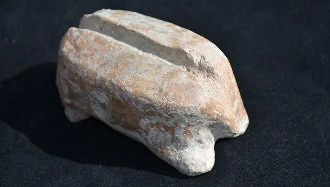 Ulucak Höyüğü’nde 7 bin 700 yıllık marangoz aleti bulundu