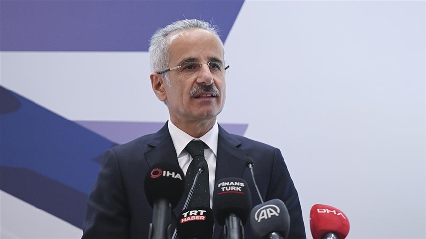 Bakan Uraloğlu, Suudi Arabistan Hac ve Umre Bakanı Tevfik er-Rebia ile bir araya geldi