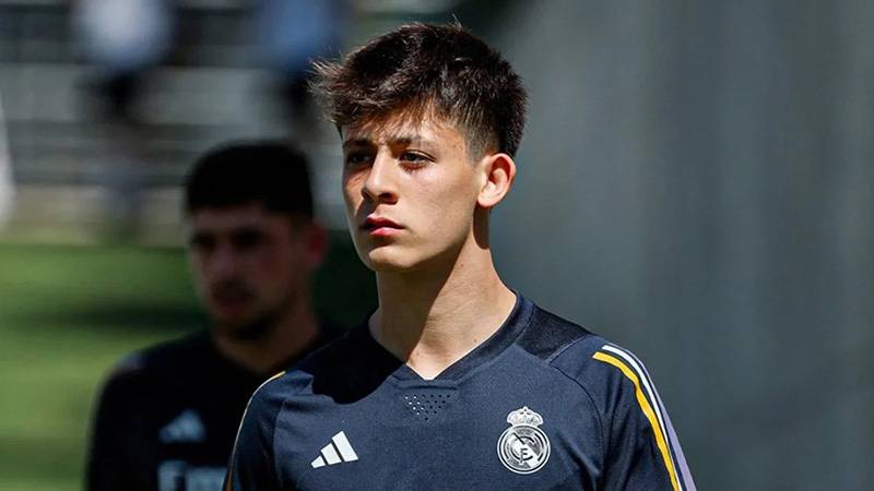 Real Madrid-Rayo Vallecano maçı öncesi Arda Güler’den dikkat çeken paylaşım!