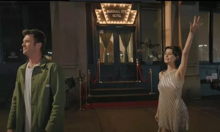 Kıvanç Tatlıtuğ ve Beren Saat New York’ta