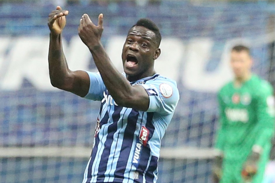 Mario Balotelli ameliyat oldu