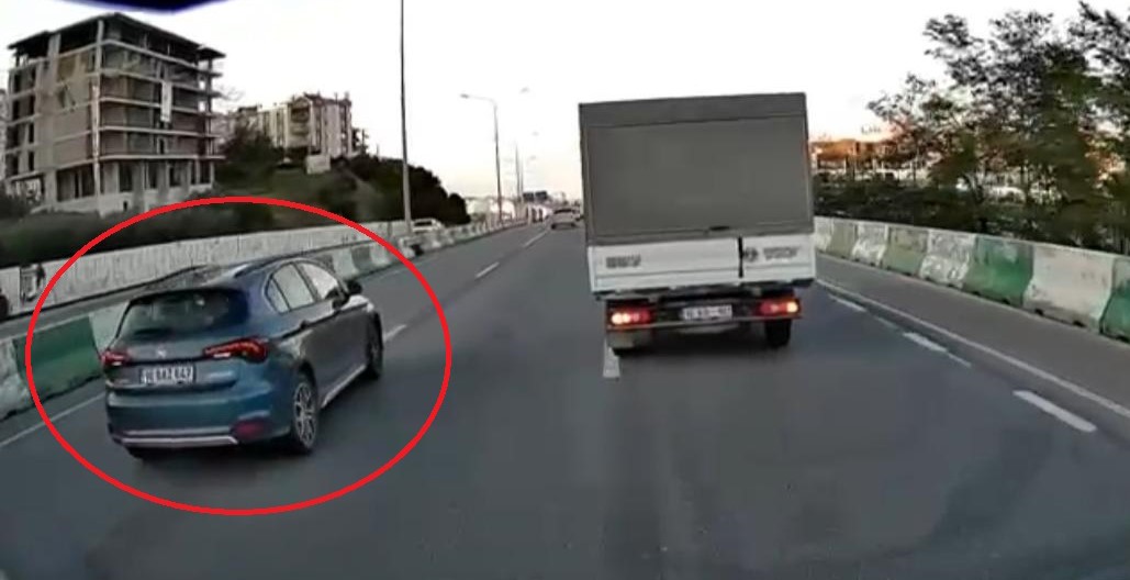 Bursa’da facia teğet geçti! Sürücünün refleksi kazayı böyle önledi