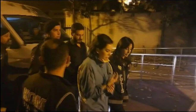 Sağlık kontrolüne götürüldüler! Dilan Polat cildi için vitamin istedi