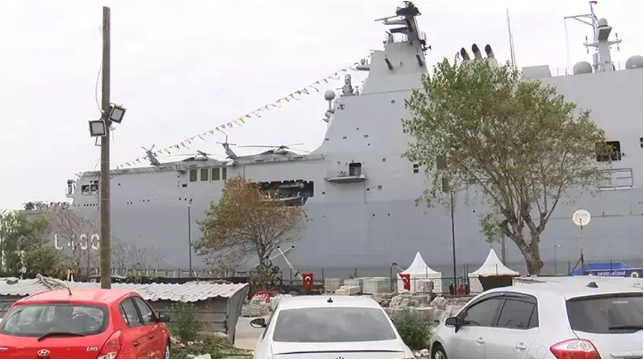 TCG Anadolu İstanbul’da ziyarete açıldı