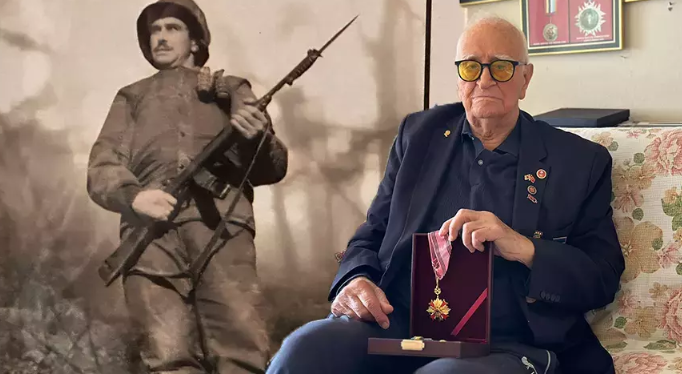 94 yaşındaki Kore gazisi: Atatürk’ü el sallayarak Meclis’e uğurlardık