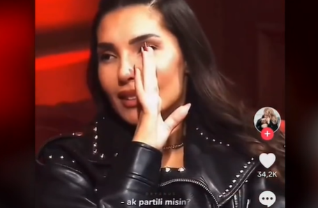 Kısmetse Olur’da AK Partili misin sorusu Kısmetse Olur’da AK Partili misin sorusu