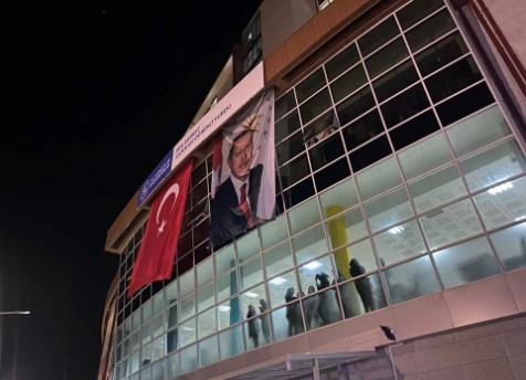Faciadan dönüldü! Öğrenci yurdunda bir asansör kazası daha