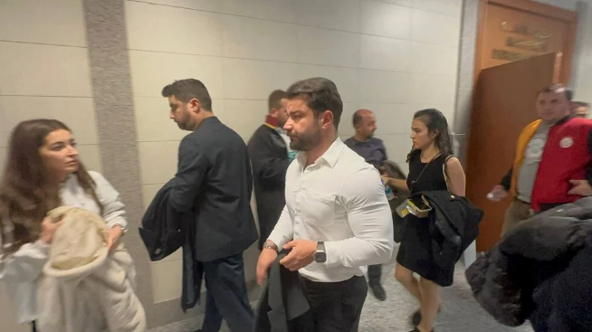 Arda Turan ve Emre Belözoğlu mahkemede: Tüm birikimimizi kaybettik