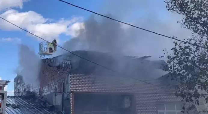 İstanbul’da korkutan yangın! Gözyaşlarıyla izlediler