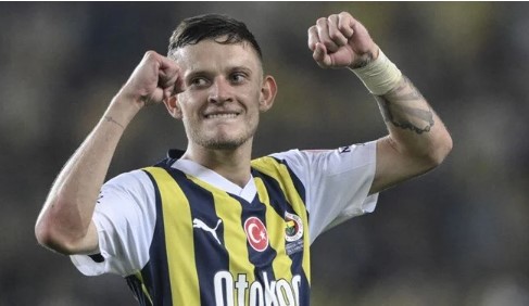 Napoli’nin ekibi Szymanski’yi izlemeye geliyor