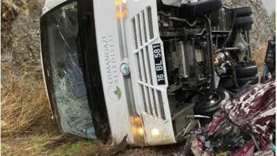 Bursa’da taziye yakınlarını taşıyan otobüs kaza yaptı