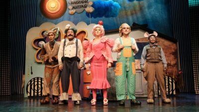 AVP Bursa Devlet Tiyatrosu, perdelerini çocuklar için açıyor