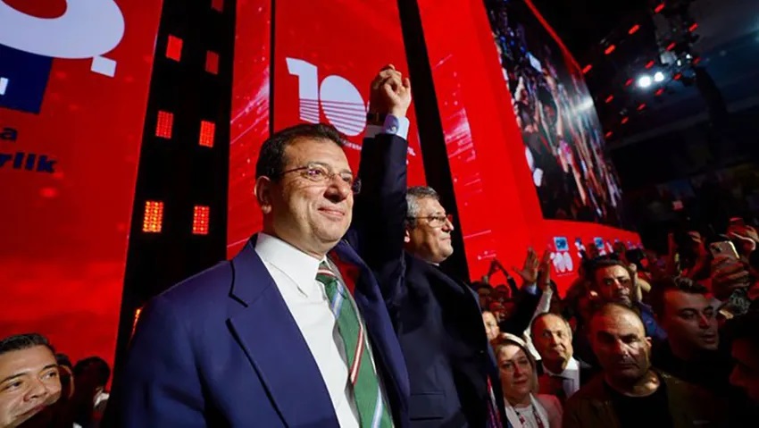 İmamoğlu, Özel ile görüştü