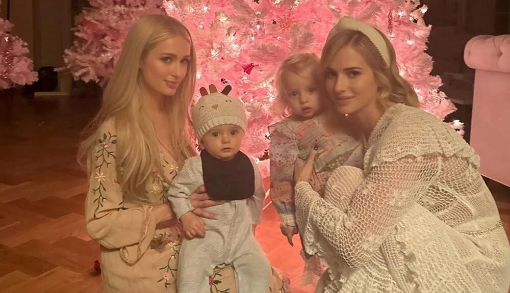 Paris Hilton’un taşıyıcı anneden kızı oldu!