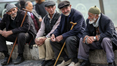 Bin TL’ye muhtaç emekli ordusu büyüyor! Sosyal yardıma başvurular giderek artıyor