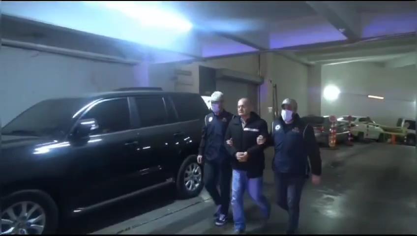 FETÖ üyeliğinden aranan özel kalem müdürü yakalandı FETÖ üyeliğinden aranan özel kalem müdürü yakalandı
