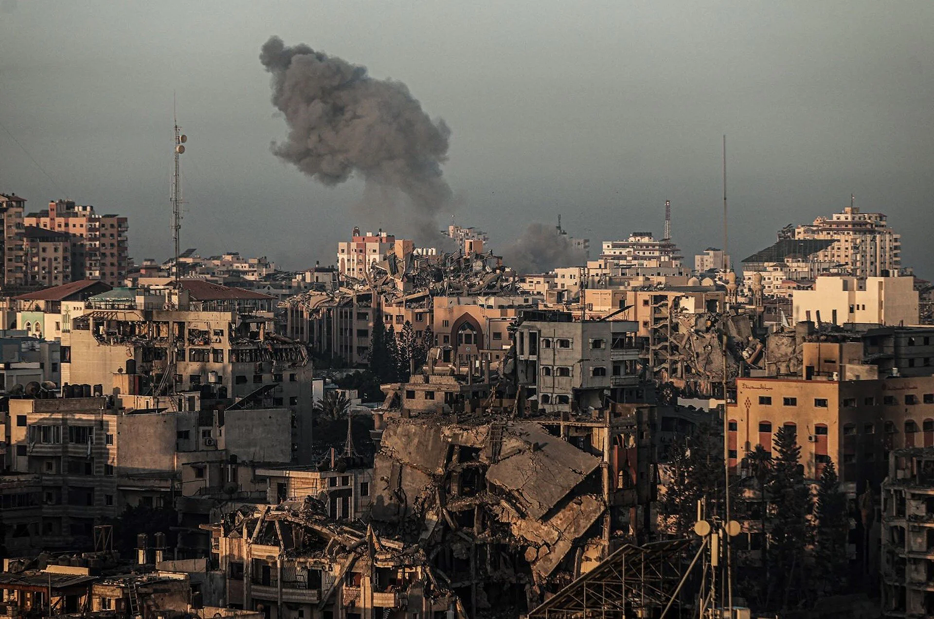 Gazze’de telekomünikasyon hizmetleri 4’üncü kez çöktü