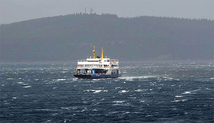 Çanakkale ve İzmir’de bazı deniz seferleri iptal edildi
