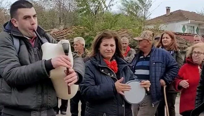 Yunanlar’dan atalarının köyüne ziyaret