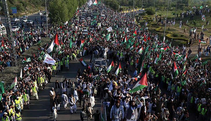 Pakistan’da yaklaşık 1 milyon kişi İsrail’i protesto etti