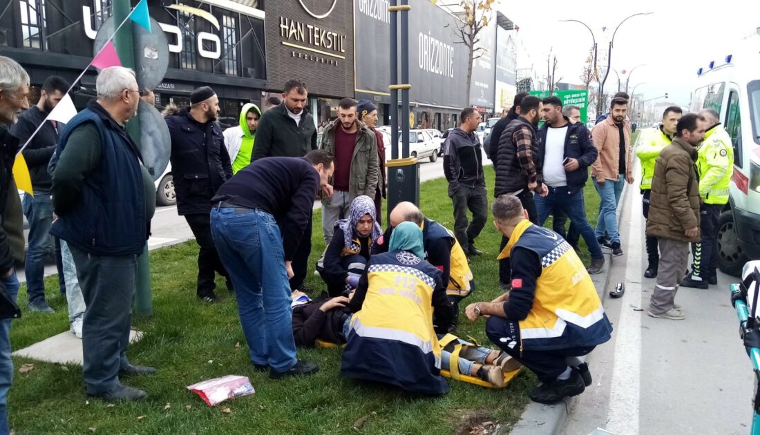 Bursa’da motosikletli gençler yaralandı