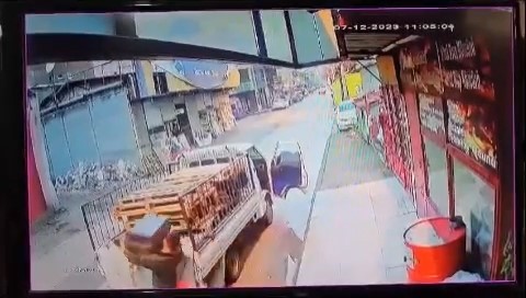 Bursa’da yok artık dedirten hırsızlık! Birisi soba, diğeri alet çantası çaldı