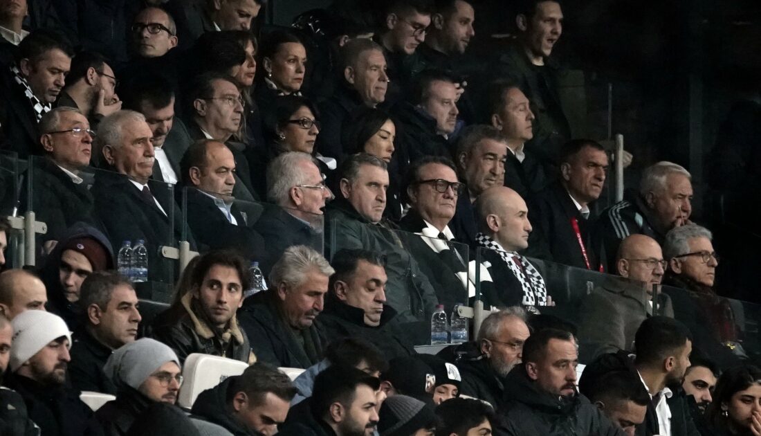 Bakan Bak, Beşiktaş – Fenerbahçe derbisini takip ediyor
