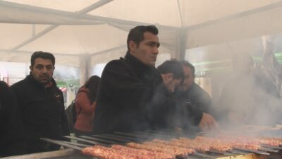En uzun Adana Kebabı yarışması