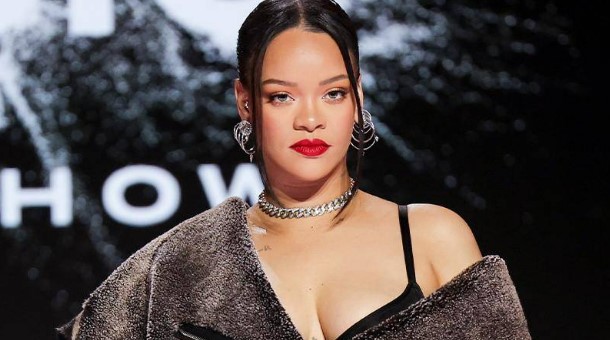 Rihanna Türkiye’ye geliyor!