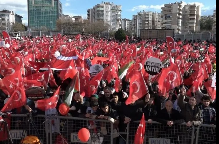Bursa’da üniversite öğrencileri ve akademisyenler şehitler ve Filistin için yürüyecek