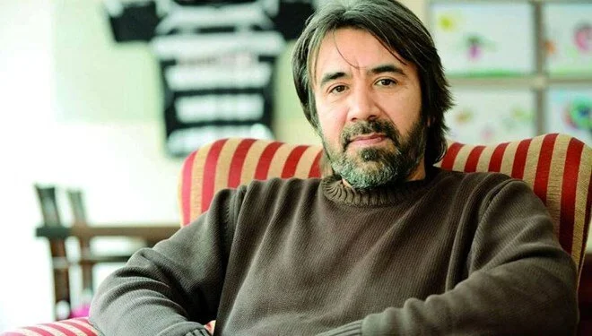 Korsan film sitesinden Zeki Demirkubuz’a destek