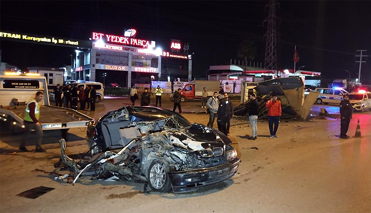 Adana’da feci kaza: Ölü ve yaralılar var