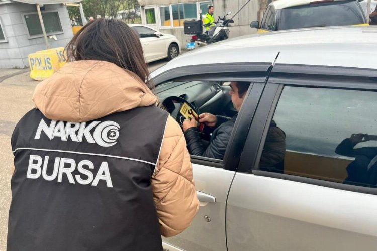 Bursa’da narkotik polisi vatandaşları bilgilendirdi