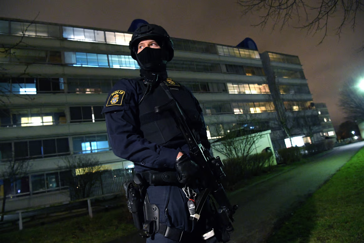 İsveç’te öğretmen ‘terör saldırısı planlama’ ödevi verdi