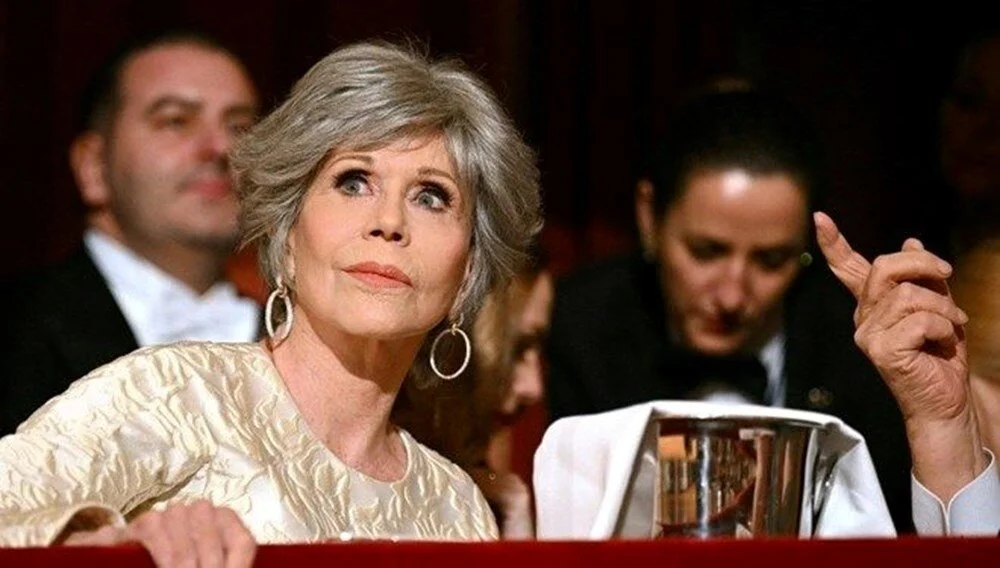 Jane Fonda: Sevgilim 20 yaşında olmak zorunda
