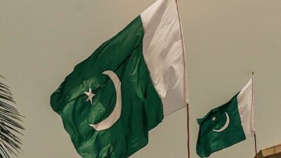 Pakistan, İran büyükelçisini geri çağırdı