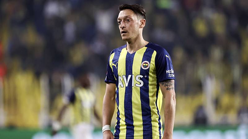 Mesut Özil, Fenerbahçe’yi takipten çıktı!