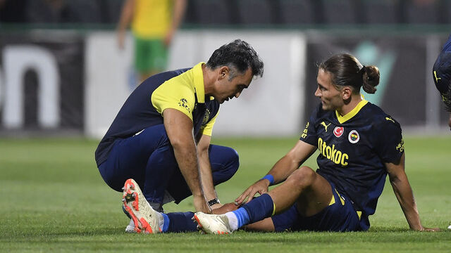 Fenerbahçe’ye Crespo’dan kötü haber