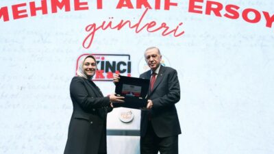 Feyzanur Bursa’nın gururu oldu