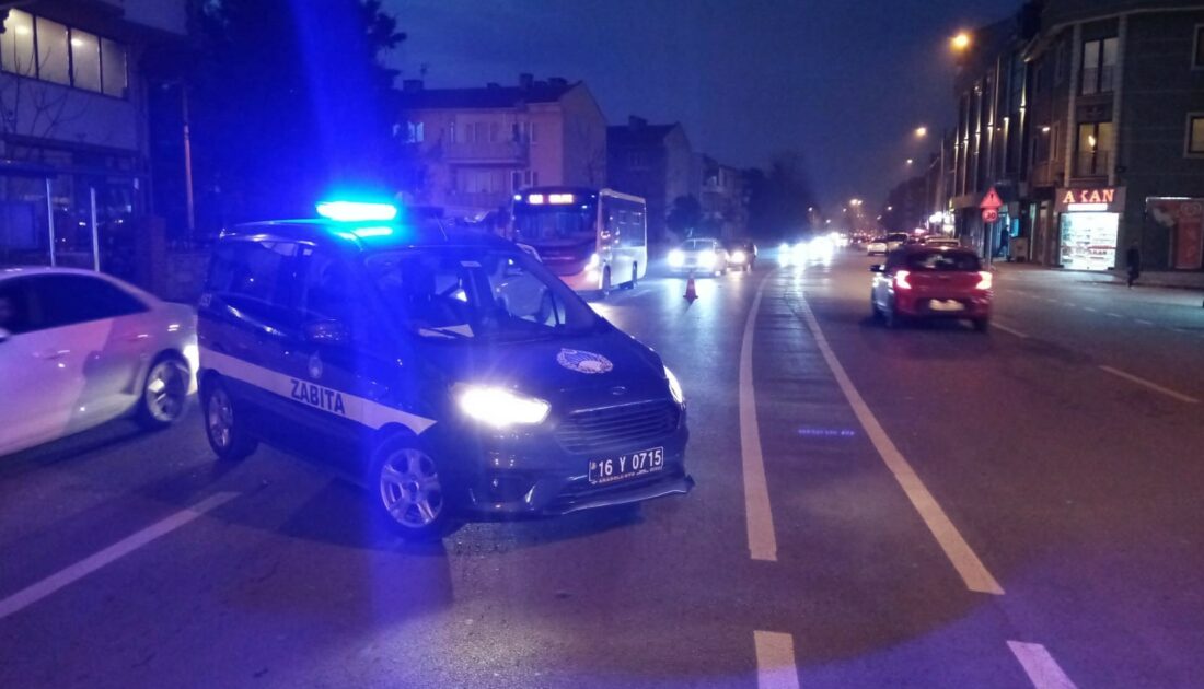 Bursa’da zabıta aracı kaza yaptı, yaralılar var!
