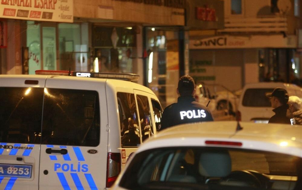 Bursa’da kuyumcu fonu operasyonu: 500 milyon dolandırdılar!