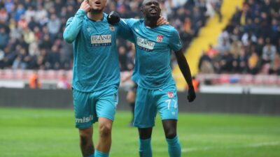 Sivasspor’un galibiyet serisi 2 maça çıktı