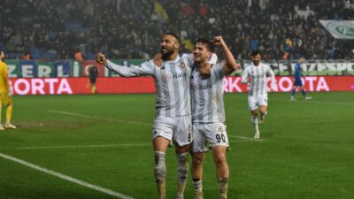 Semih Kılıçsoy’dan son 3 maçta 4 gol, 1 asist