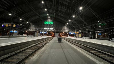 Almanya’da makinistler grevde, tren seferleri yapılamıyor