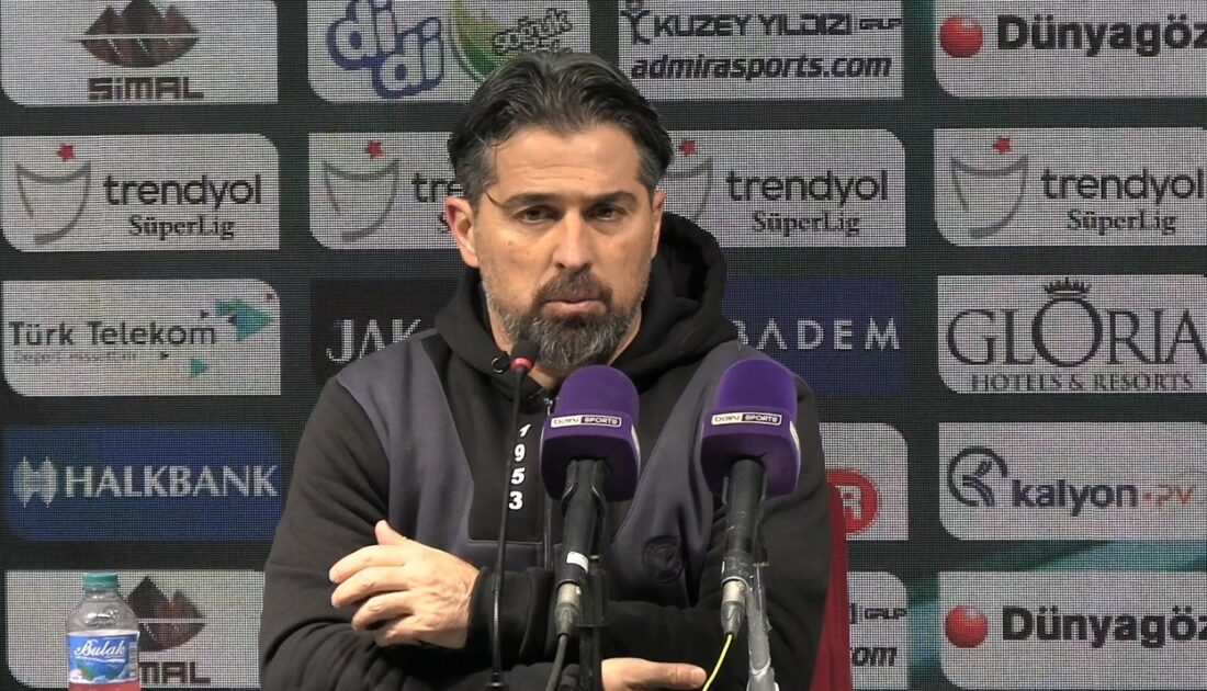 İlhan Palut sahayı eleştirdi