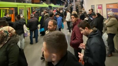 Bursa’da metro seferleri durdu!