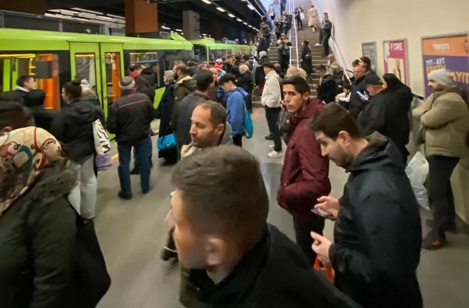 Bursa’da metro seferleri durdu!