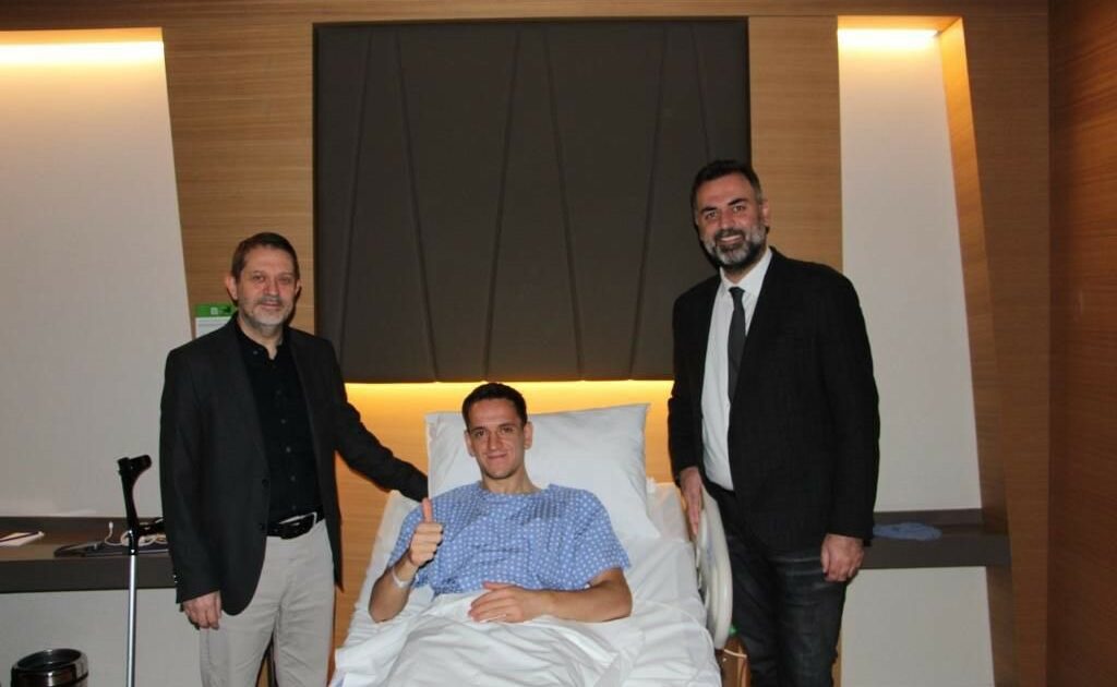 Beşiktaş’ta Amir Hadziahmetovic ameliyat oldu